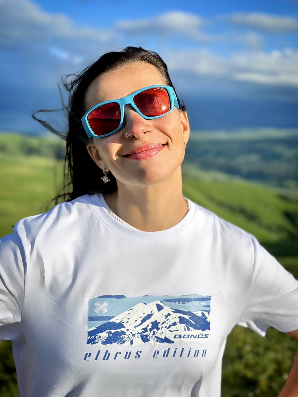 Футболка Bonés Elbrus Edition White